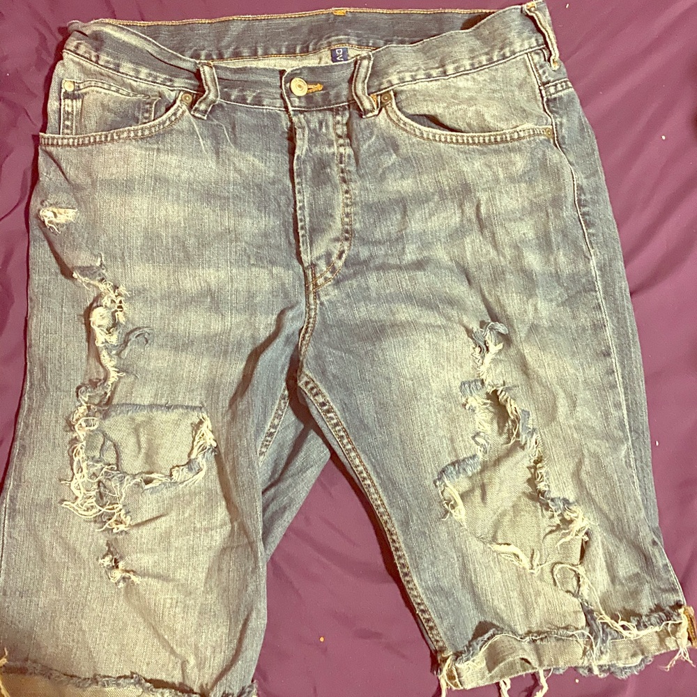 H&M denim cut-off shorts